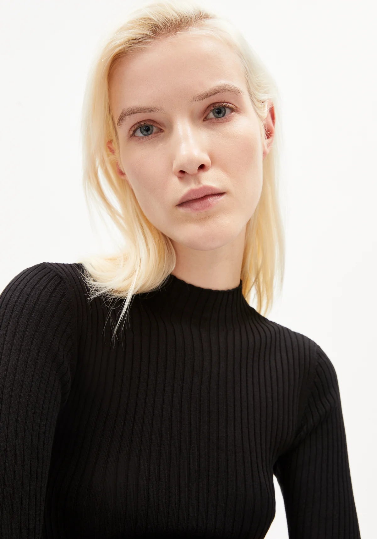 ALAANIA KNIT SWEATER