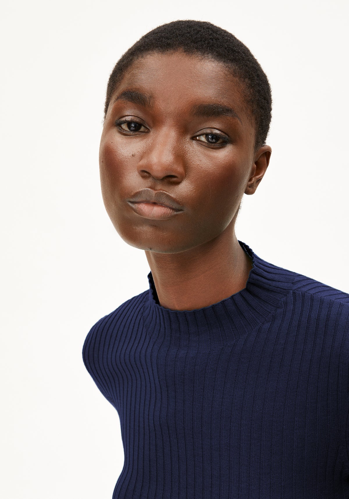 ALAANIA KNIT SWEATER