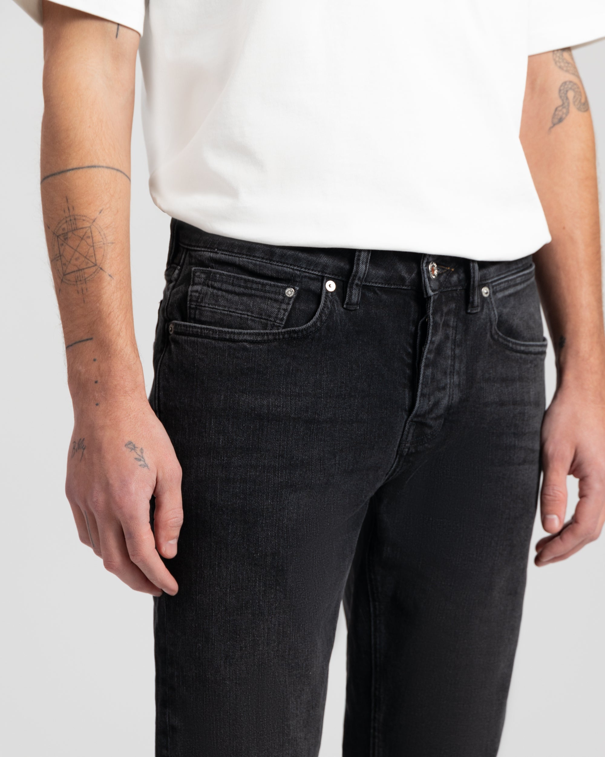 Jim Regular Slim Jeans – Vintage Black
