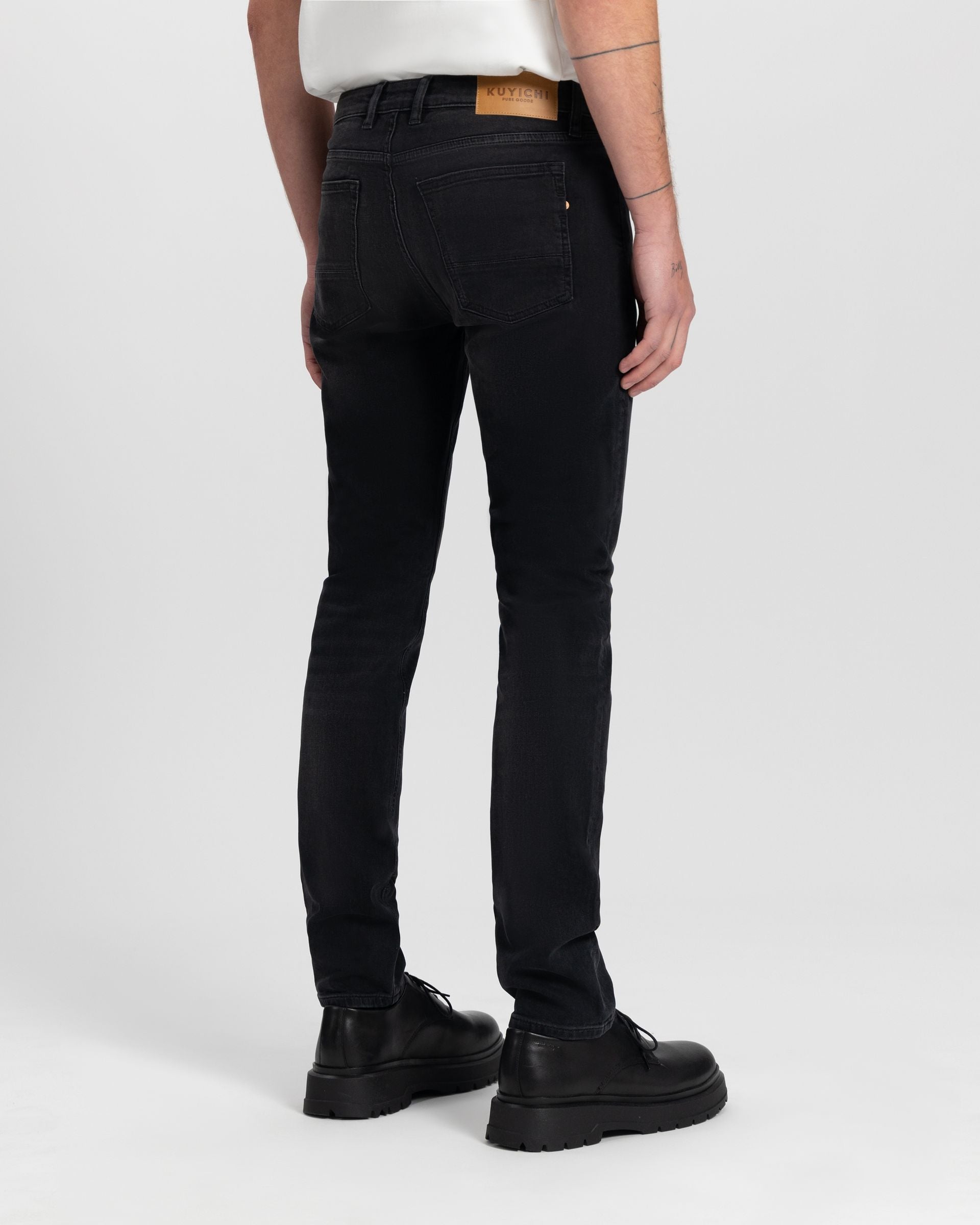 Jamie Slim – Worn in Black