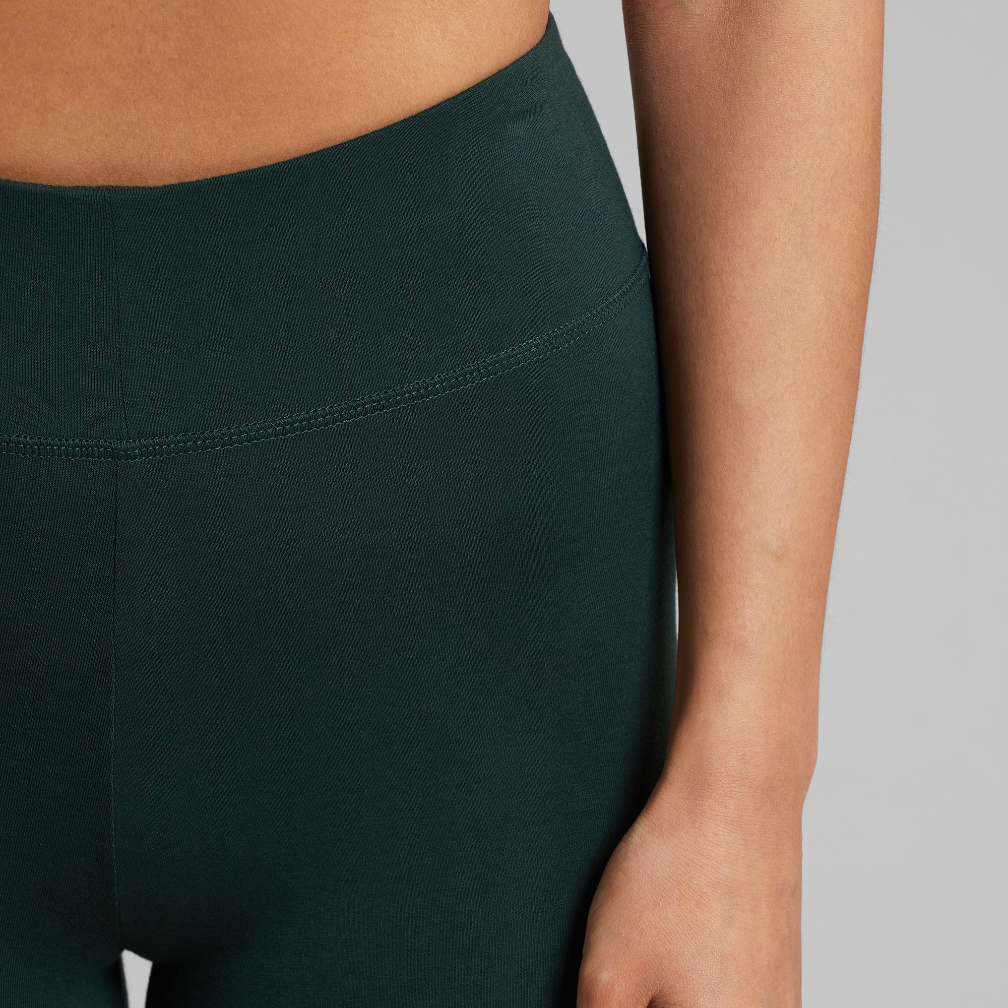Nachhaltige Legging aus Bio-Baumwolle & TENCEL™ Lyocell Dark Green