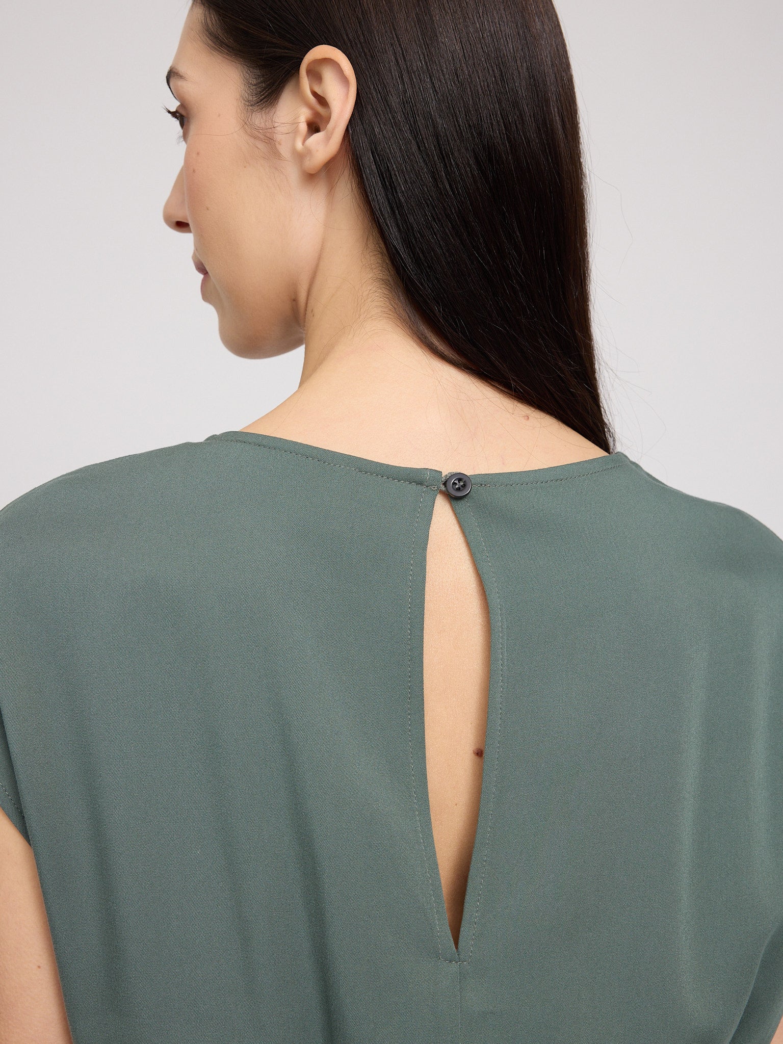 Viscose Jumpsuit – Luftig & elegant aus ECOVERO™ Viskose