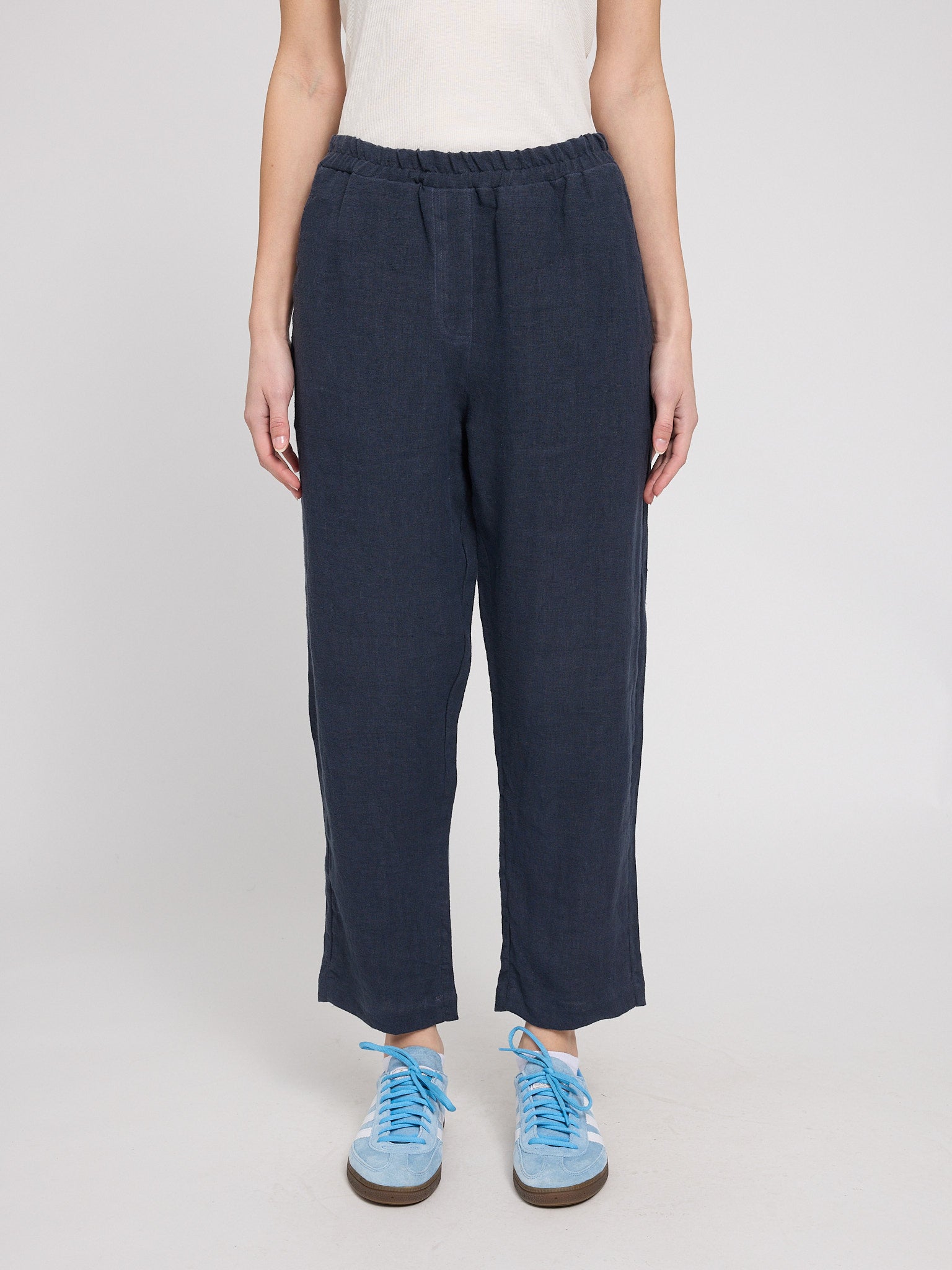 Straight Leg Linen Pants – Luftige Leinenhose für warme Tage