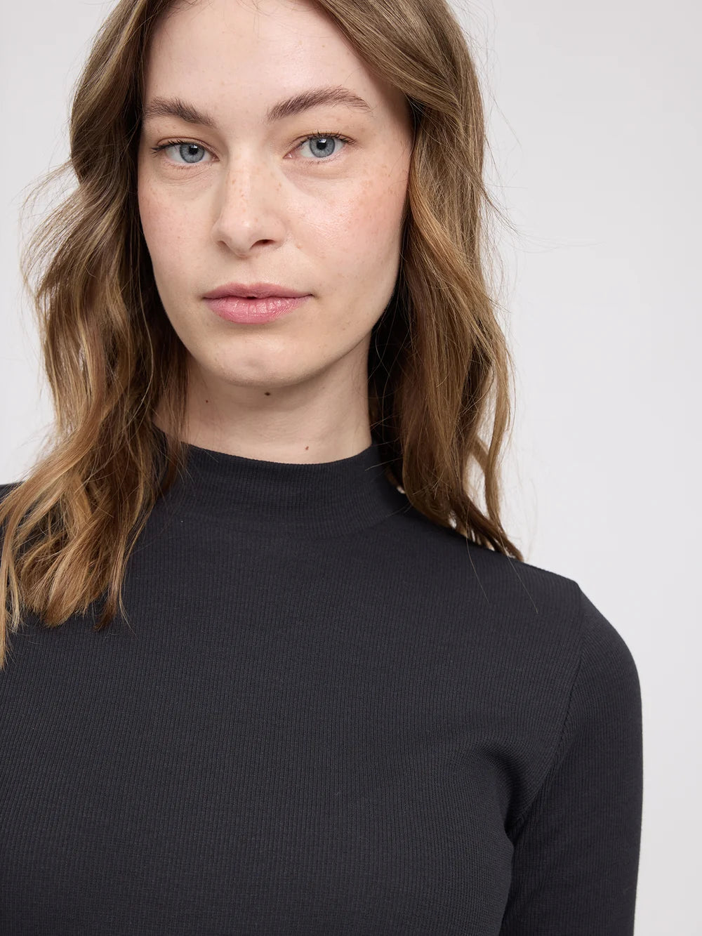 Mazine Basic Turtleneck Longsleeve – black