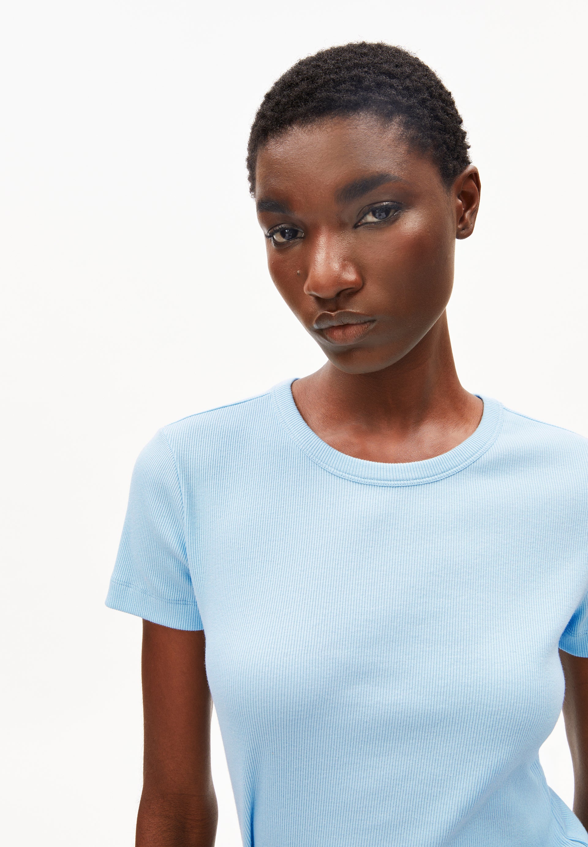 KARDAA T-SHIRT aus Bio Baumwolle