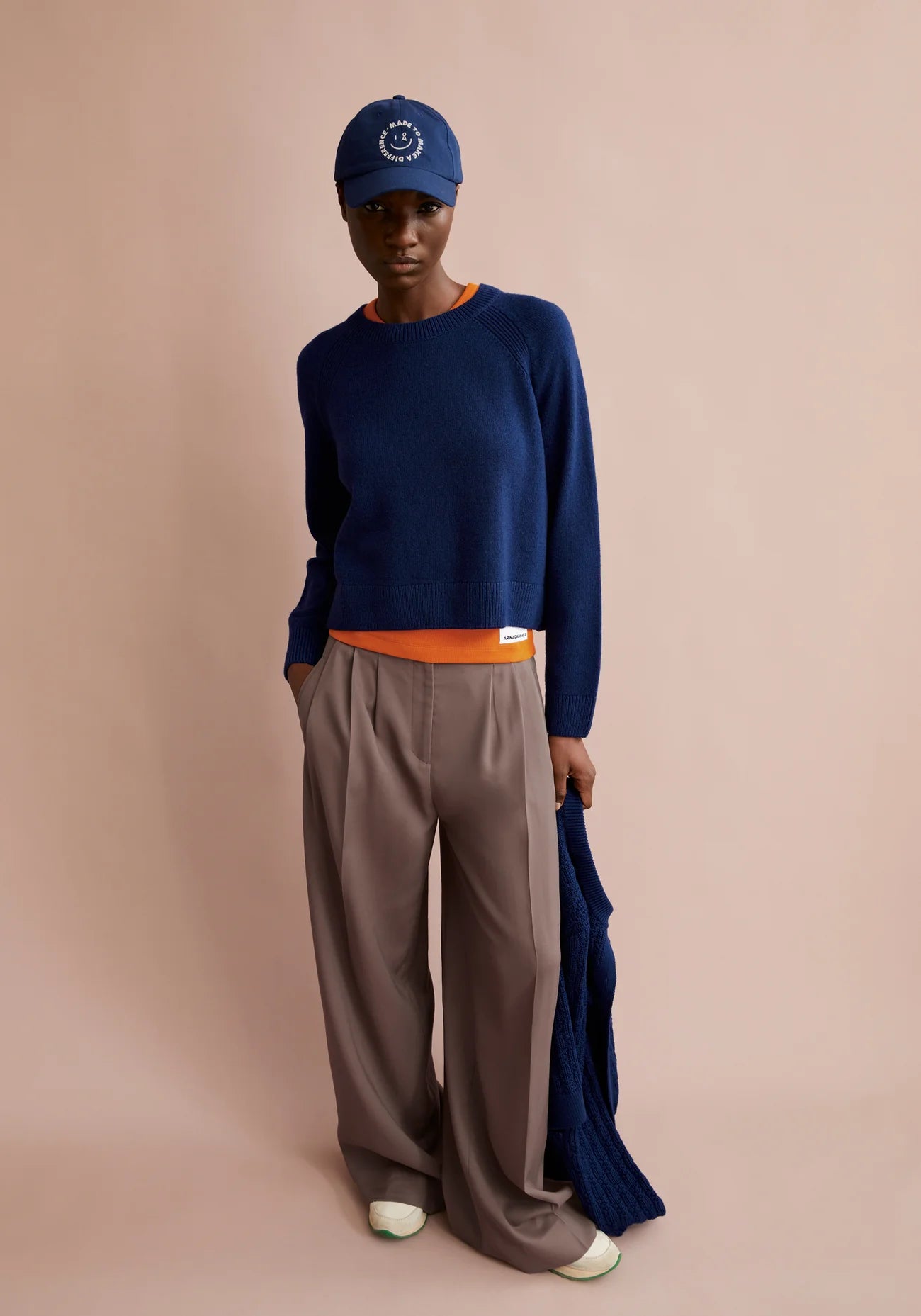 DILIRIAA REGLANA Pullover aus recycltem Bio-Woll Mix