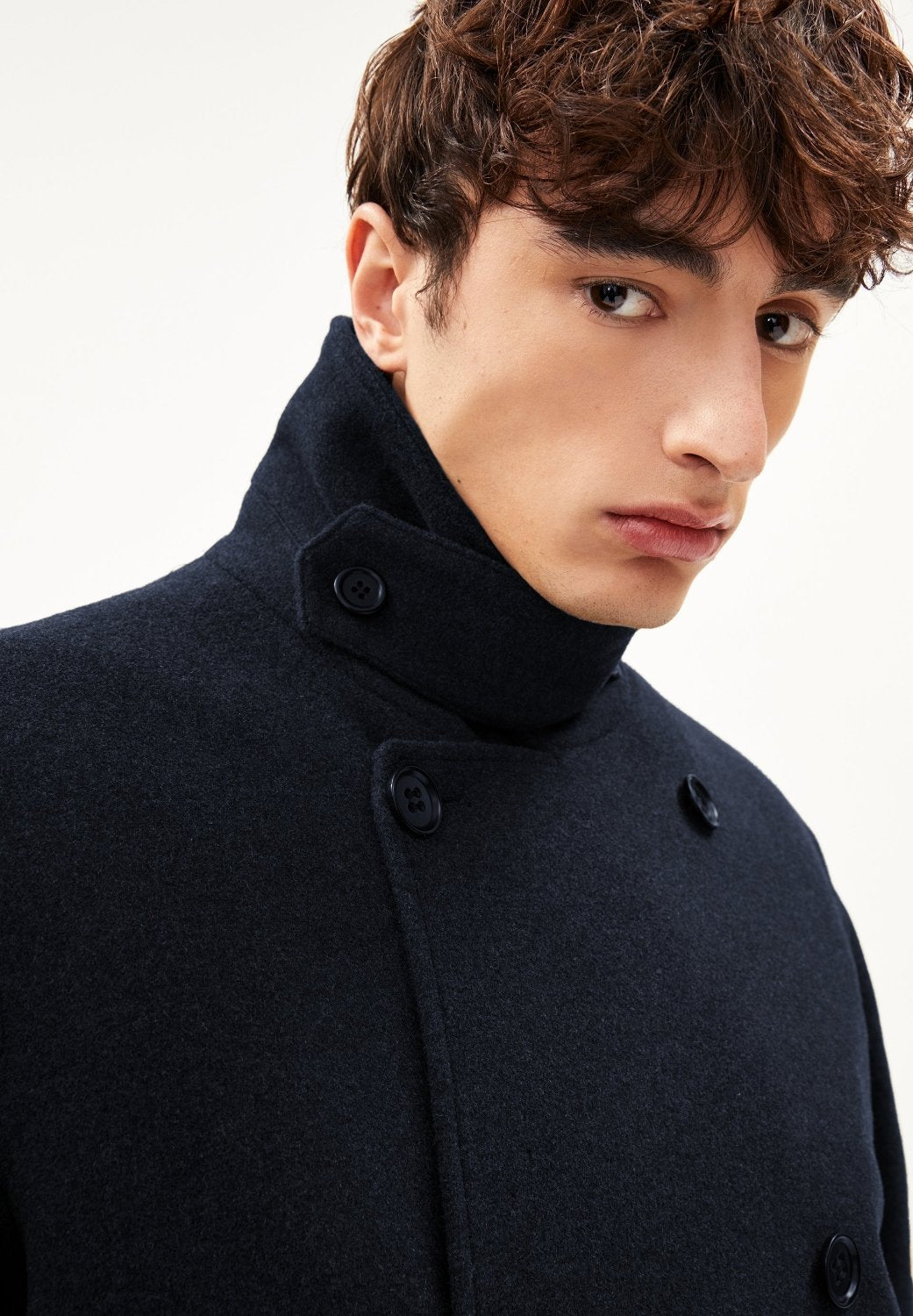 PEAAT – Outerwear Coat Solid in night sky