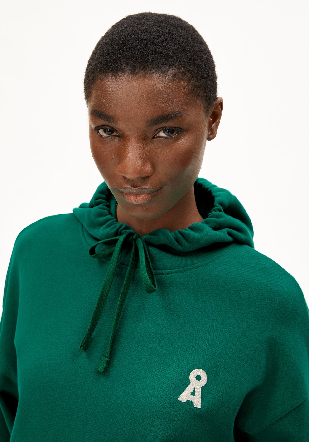 ICONIC Å FRANCISARAA SWEAT Sweathoodie aus Bio-Baumwolle