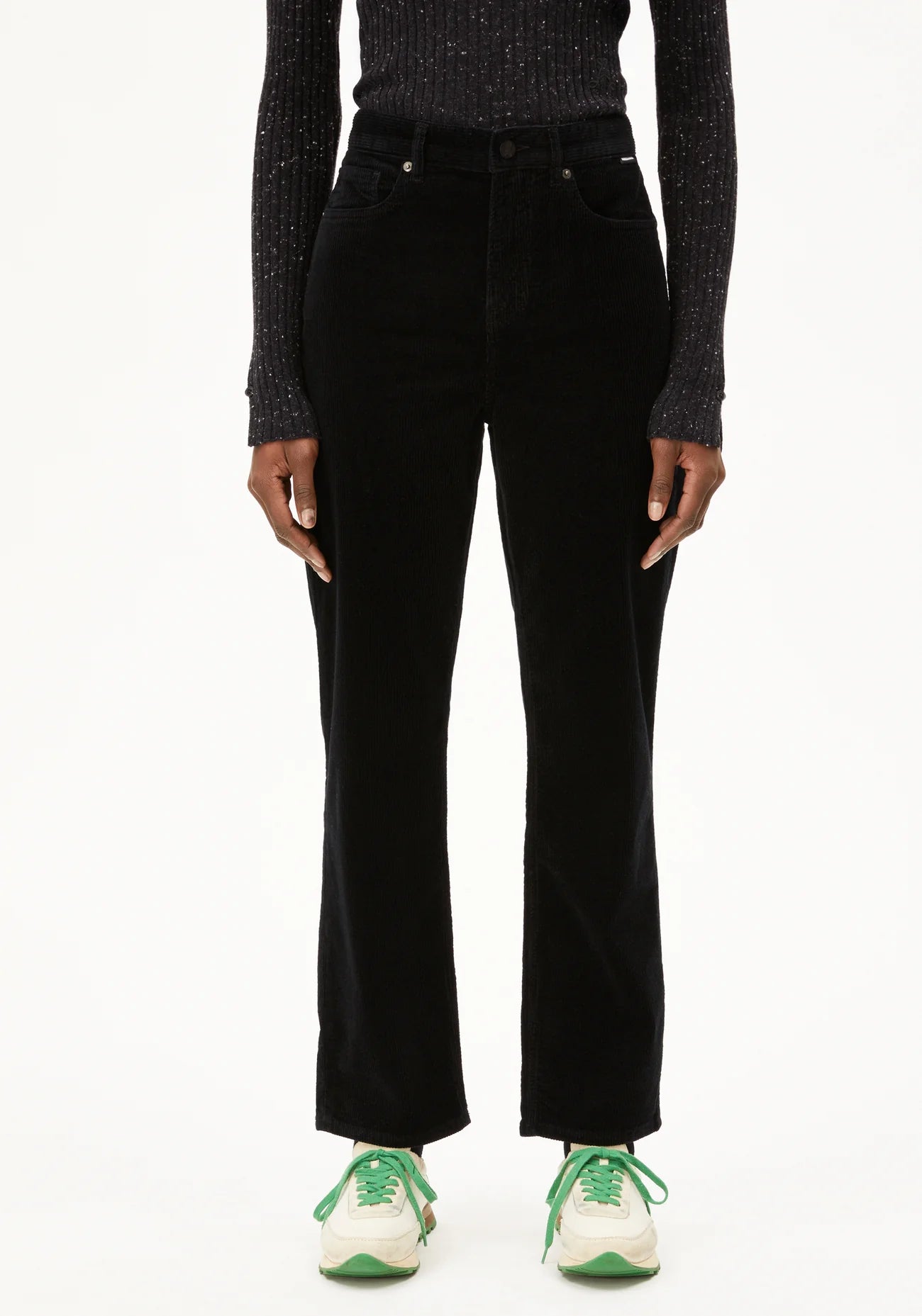 AAIKALA CORDUROY Cordhose aus Bio-Baumwoll Mix