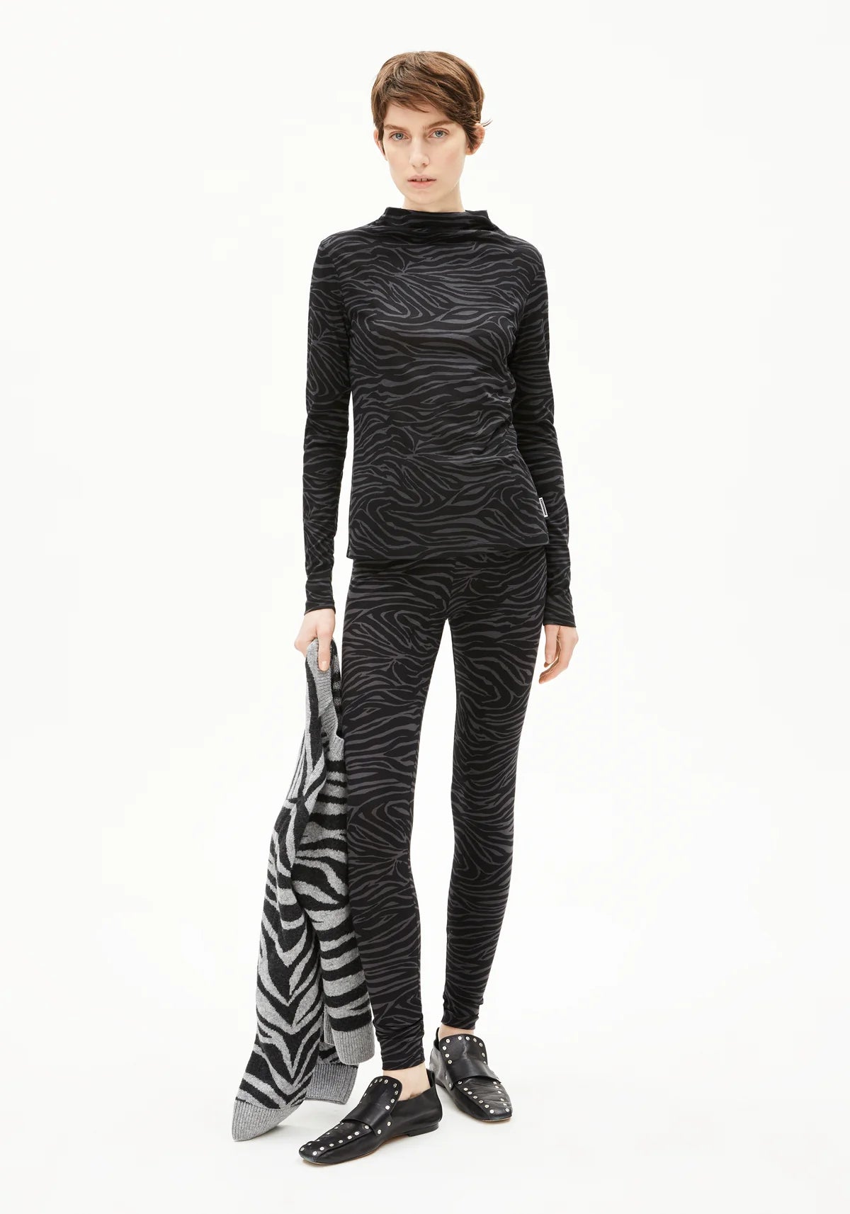 FARIBAA ZEBRARAA Leggings aus Bio-Baumwoll Mix