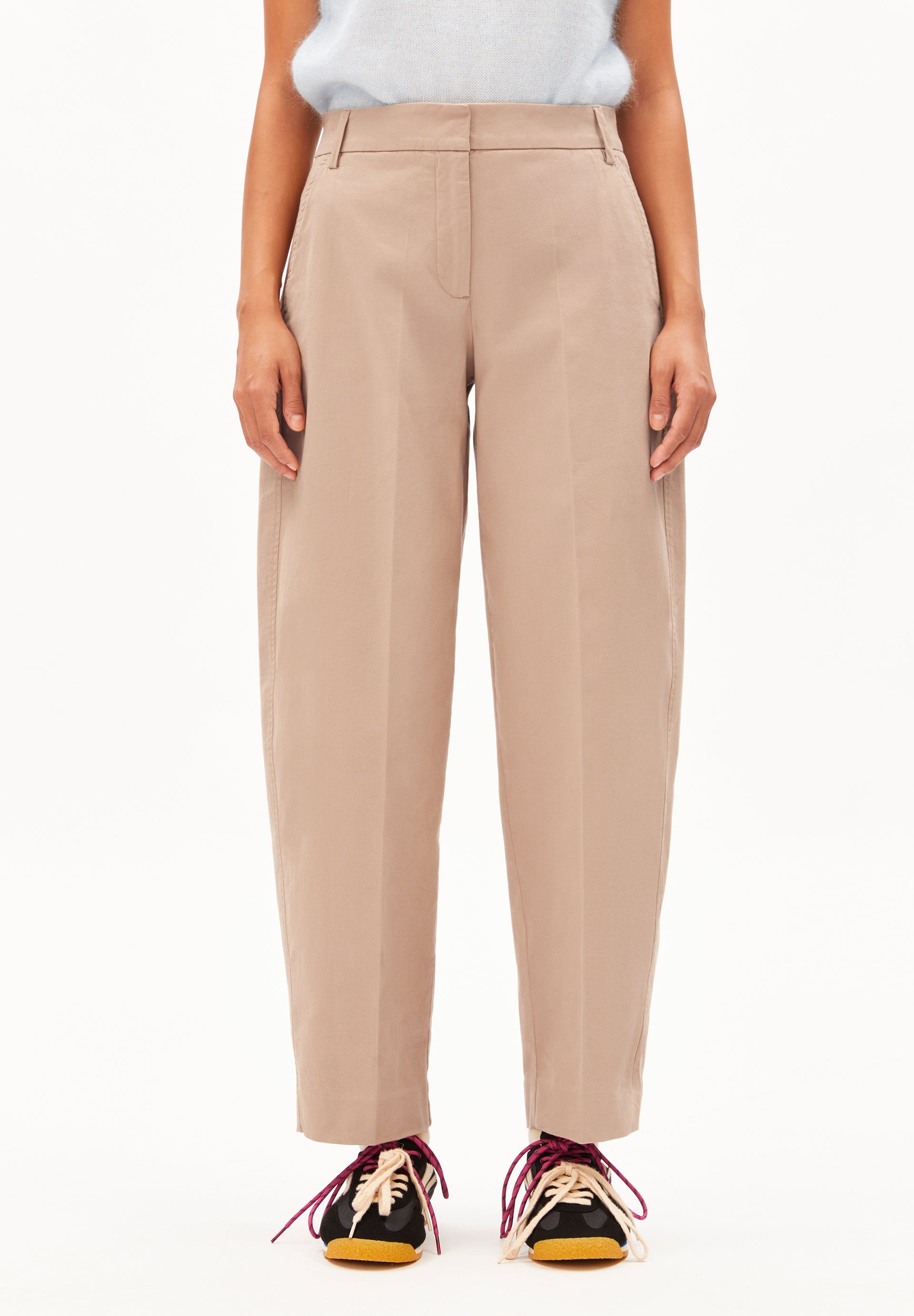 BARREL LEG TWILL PANT aus Bio Baumwolle