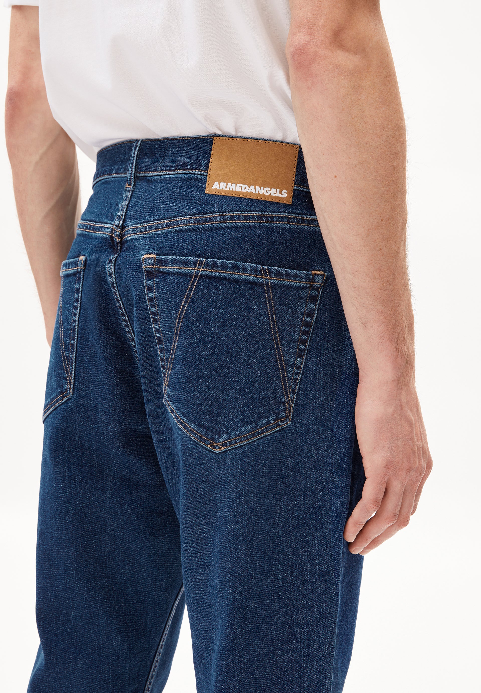 Aarjo Tarpa Tapered Jean – whale