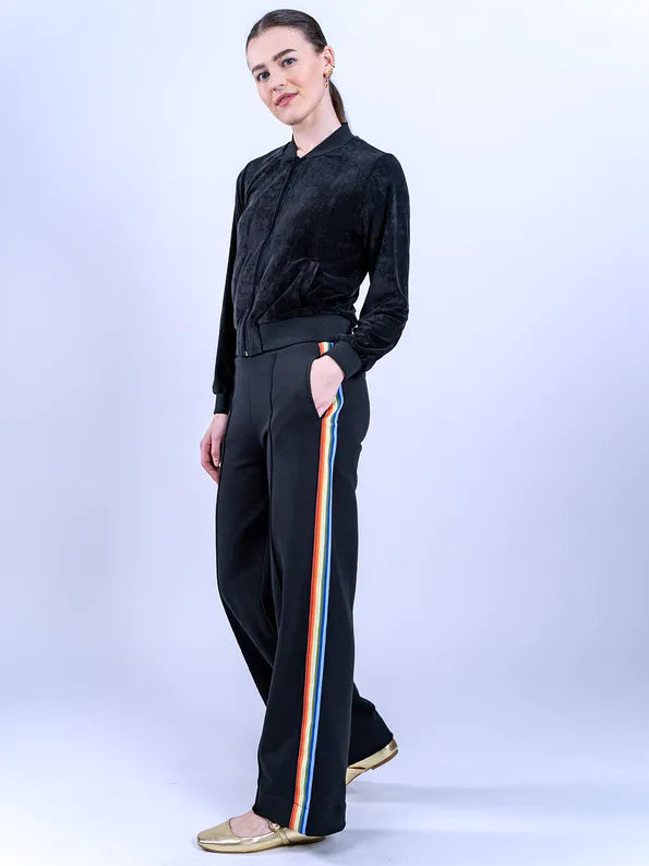 Regenbogen Sweathose aus Bio-Baumwolle Rainbow Vibe Trousers