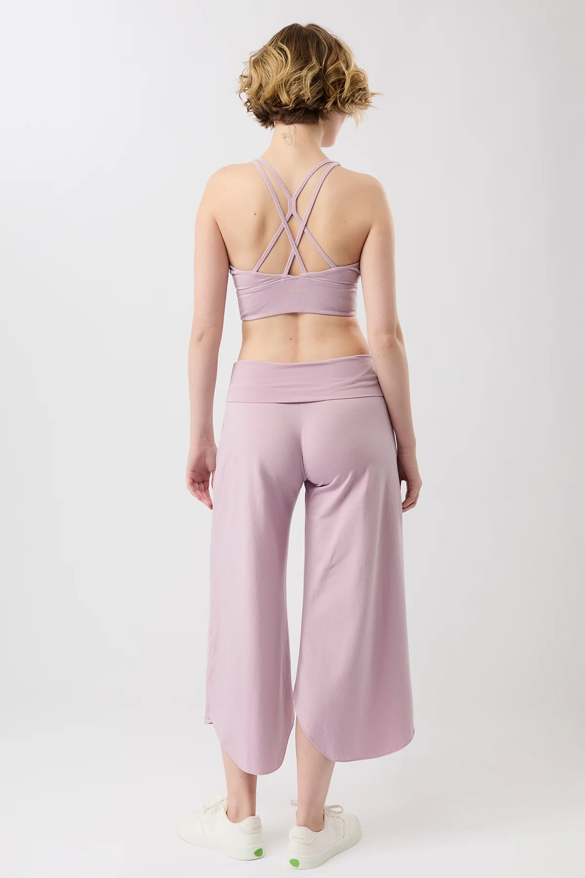 NEW STUDIO BRA