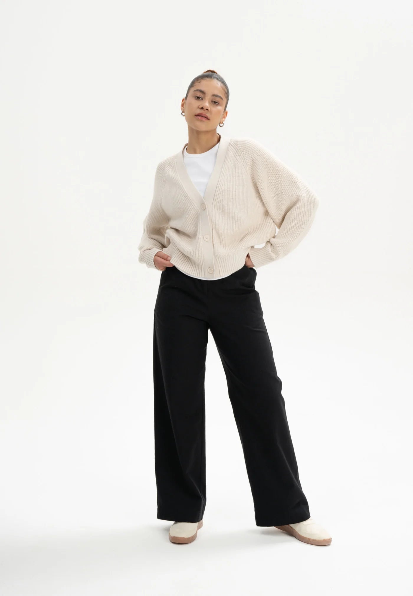 Rippstrick Cardigan BHUMA cream melange