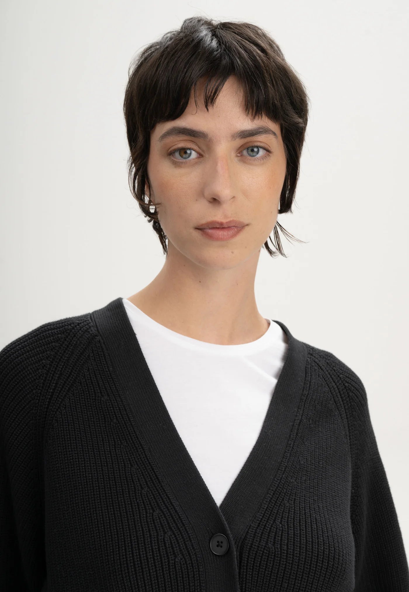 Rippstrick Cardigan BHUMA schwarz