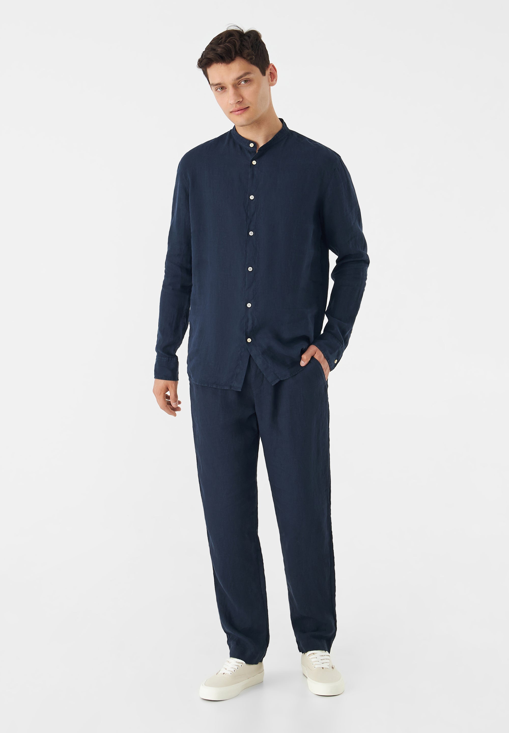 Komfortable Hose Eric in Midnight Blue (Linen)
