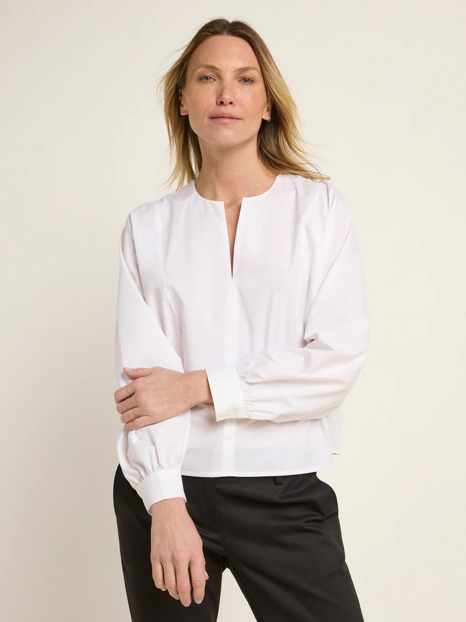 BLUSE MIT KRÄUSELN GOTS