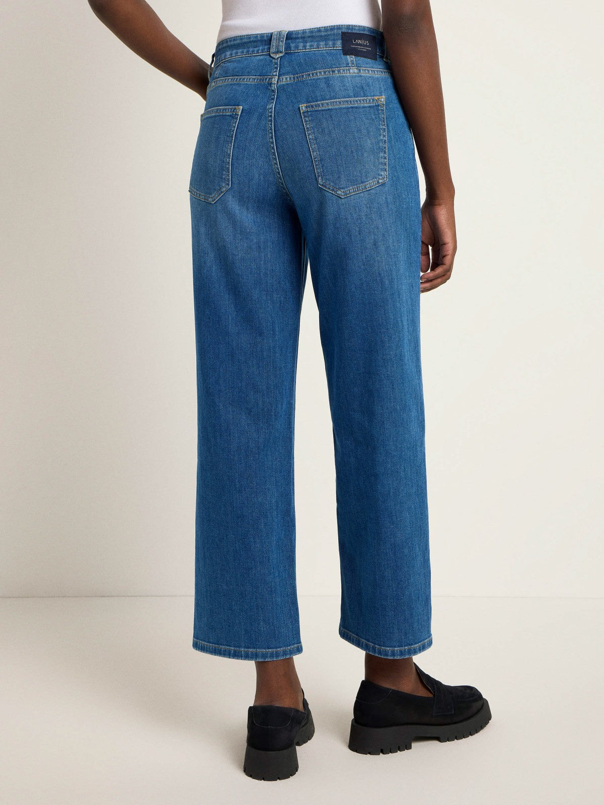 Relaxed Jeans GOTS in Mid Blue Denim aus Bio-Baumwolle