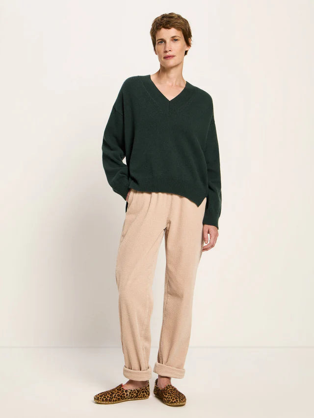 Pullover mit V-Ausschnitt (GOTS) aus Bio-Schurwolle und Bio-Baumwolle