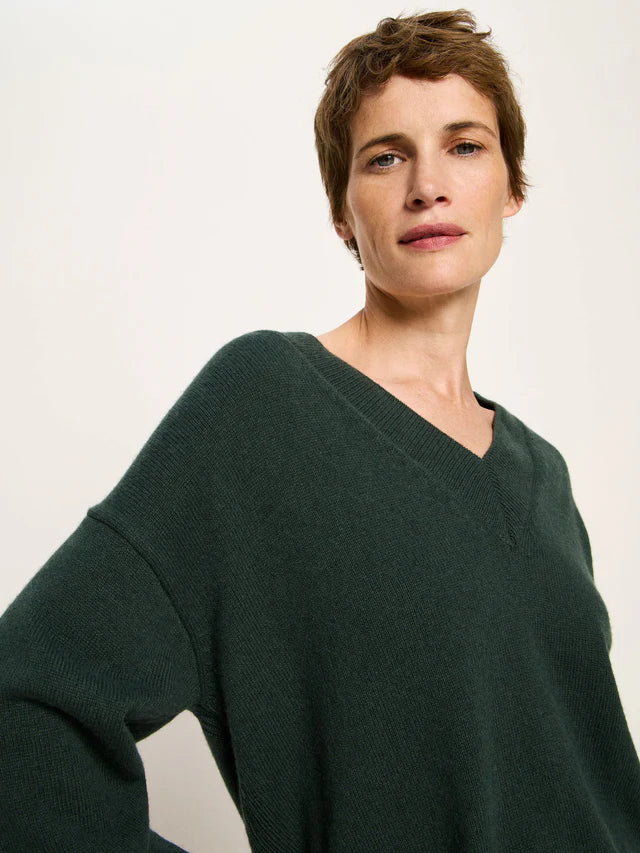 Pullover mit V-Ausschnitt (GOTS) aus Bio-Schurwolle und Bio-Baumwolle