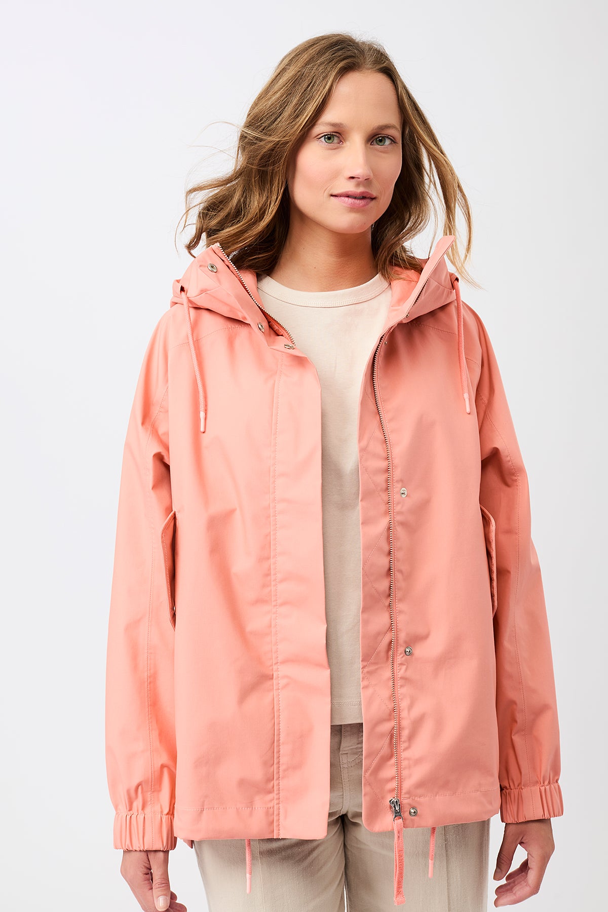 Regenparka aus Bio-Baumwolle – wasserdicht & urban