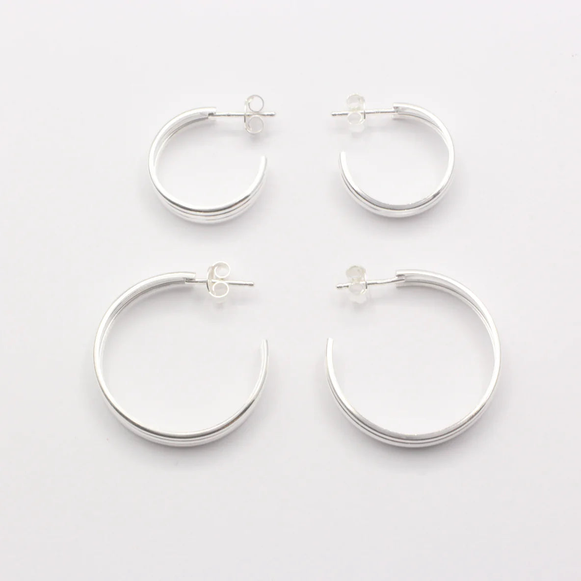 Stecker "Three Lines Hoop"