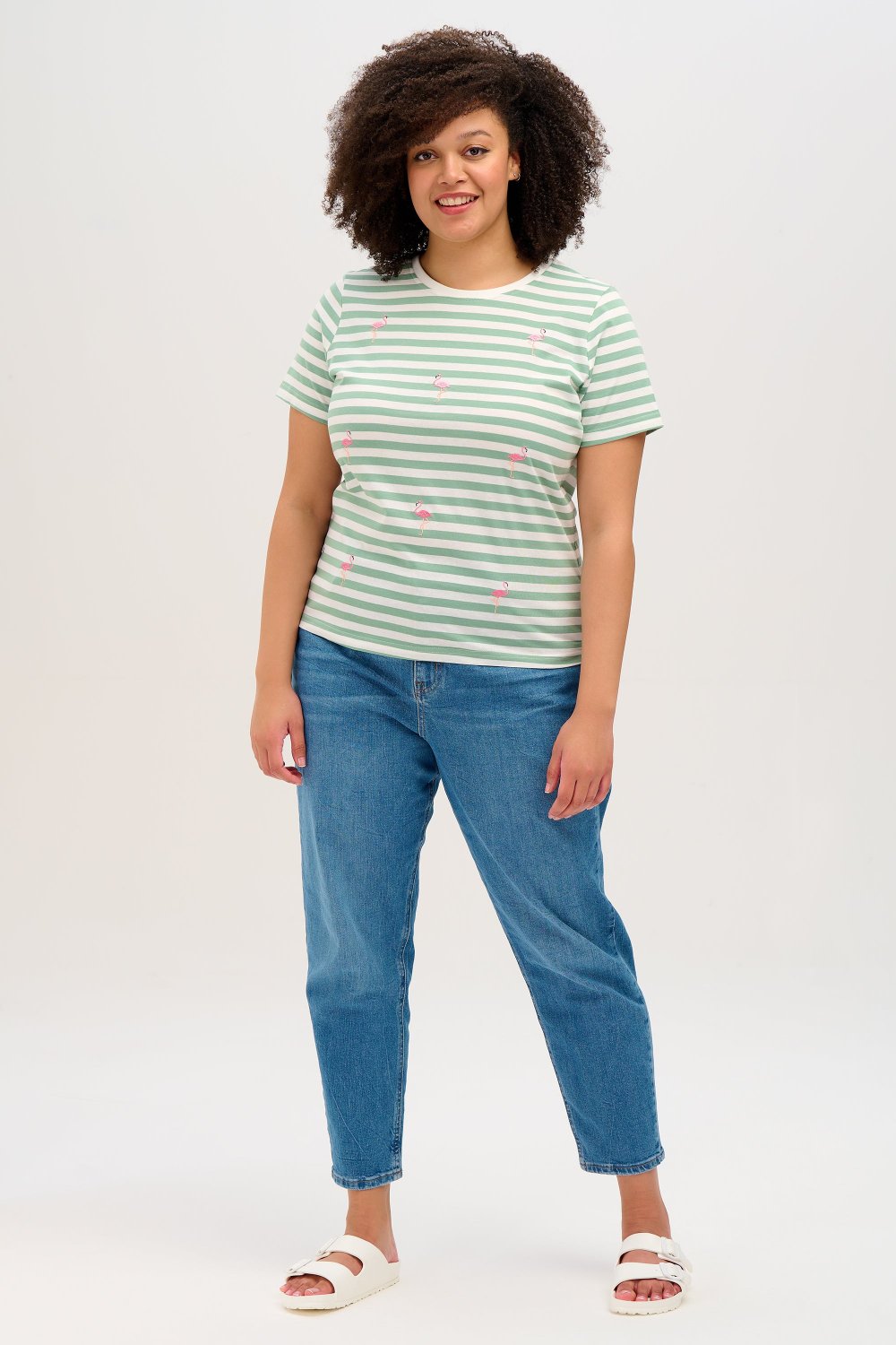 Leicht verspieltes T-Shirt Maggie