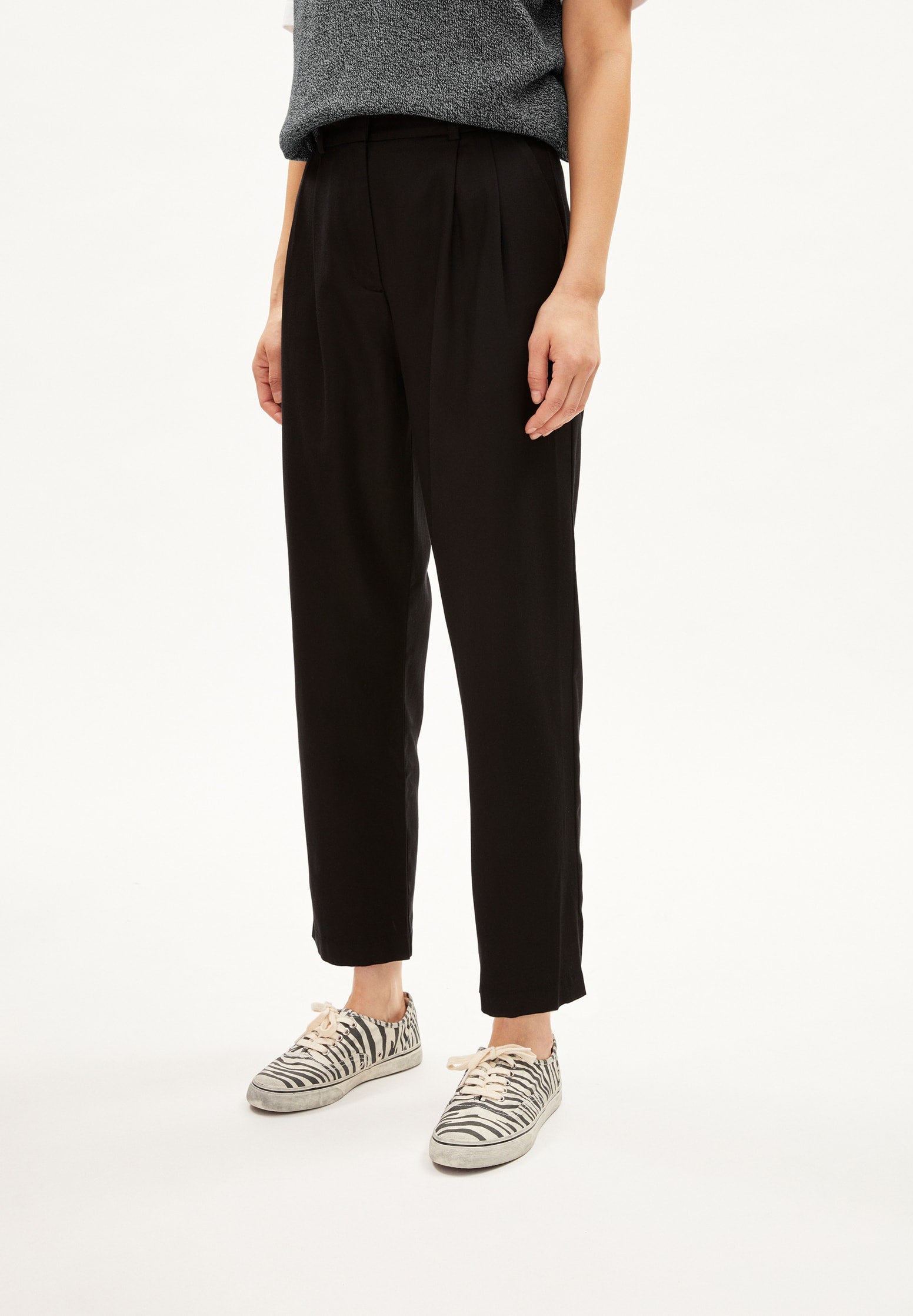 ATETAA Hose Relaxed Fit aus TENCEL™ Lyocell Mix