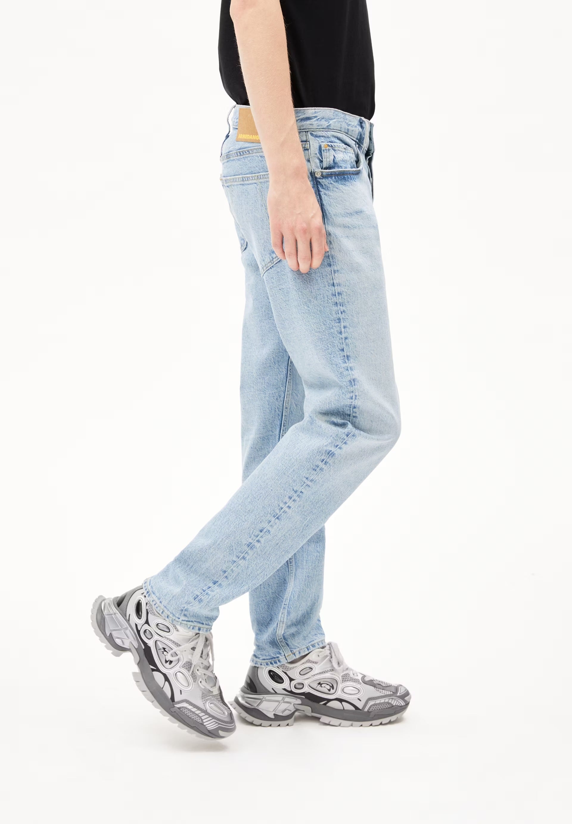 DYLAANO IN SINOPE – JEANS STRAIGHT LEG MID WAIST BIO-BAUMWOLL MIX NON-STRETCH