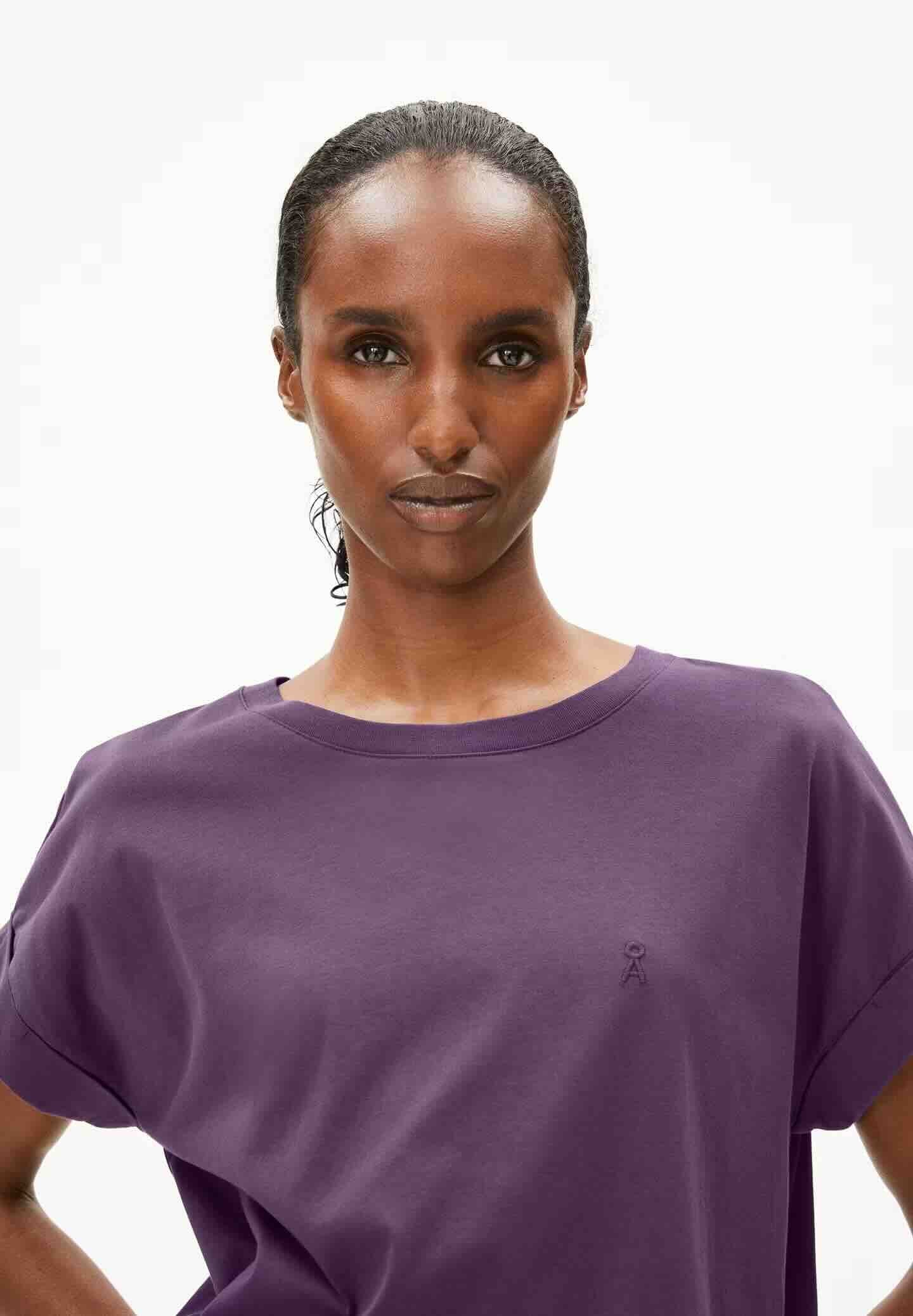 T-SHIRT IDAARA
