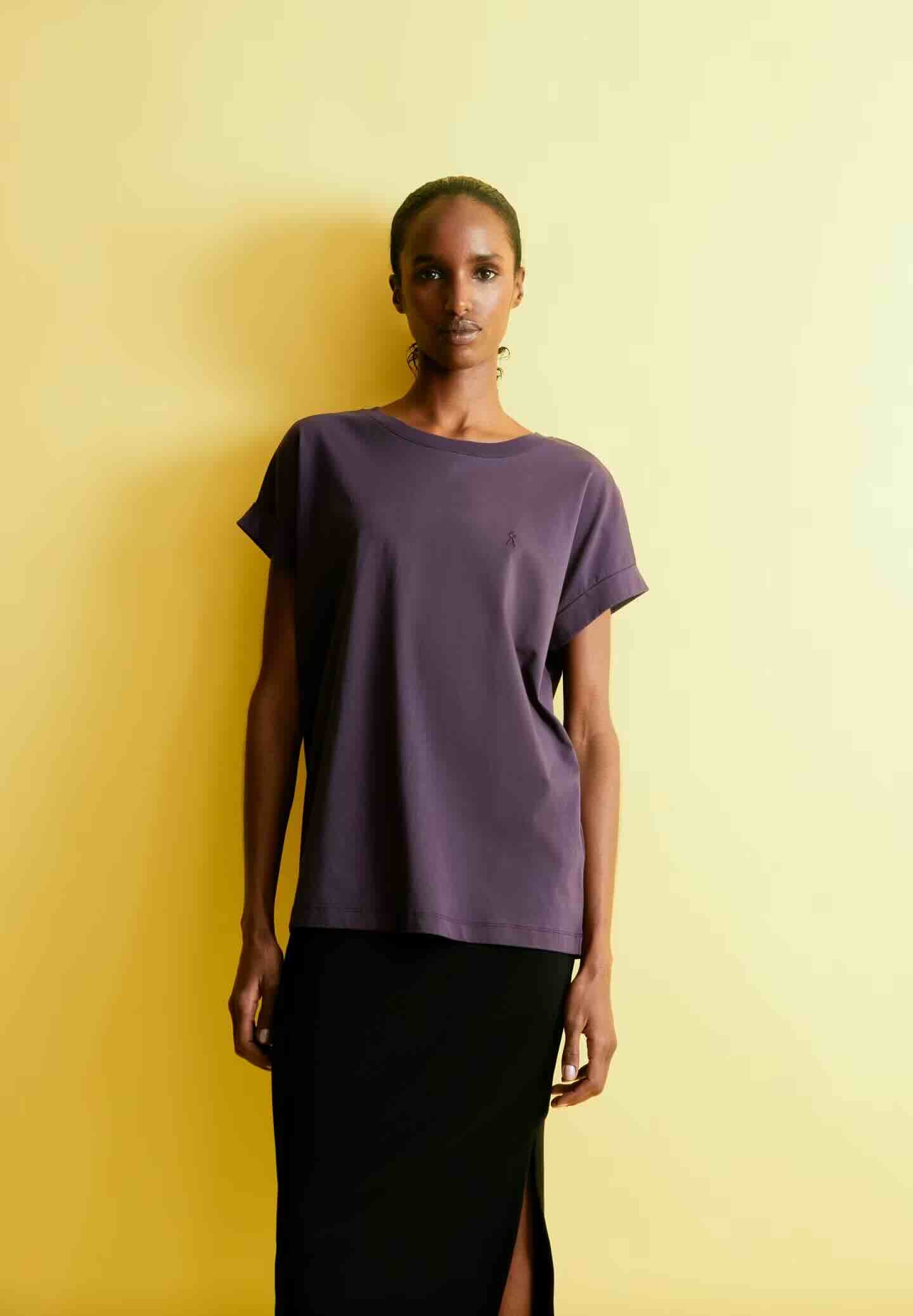 T-SHIRT IDAARA