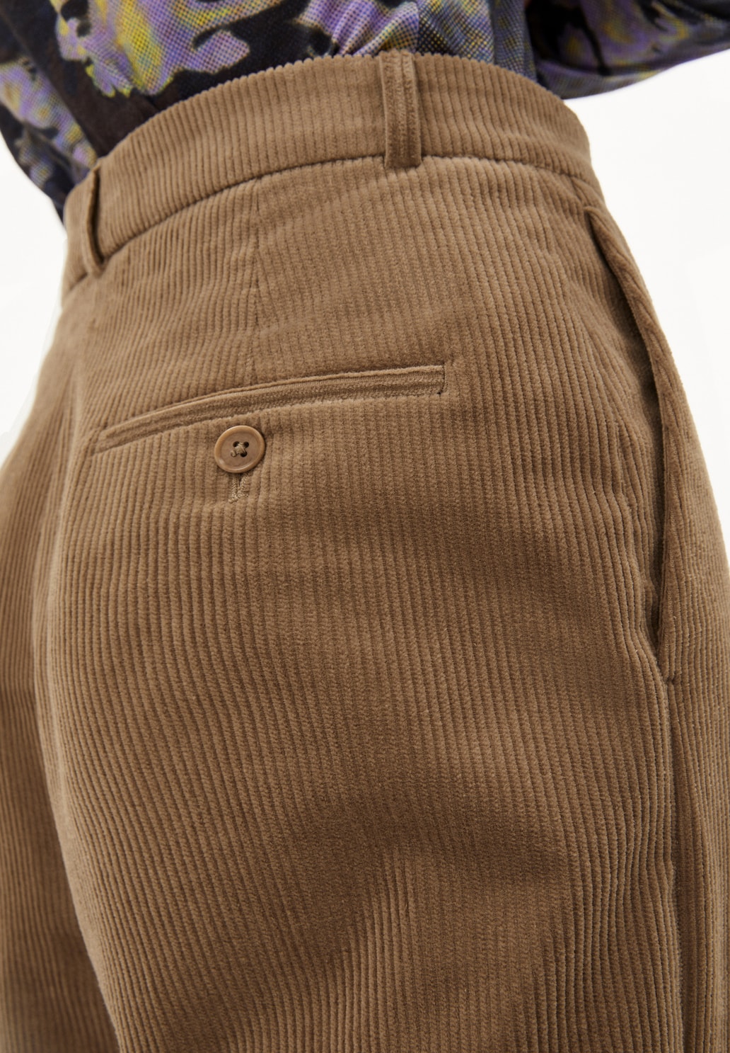 JAALMA CORDUROY – HOSE AUS BIO-BAUMWOLL MIX in dark sand stone