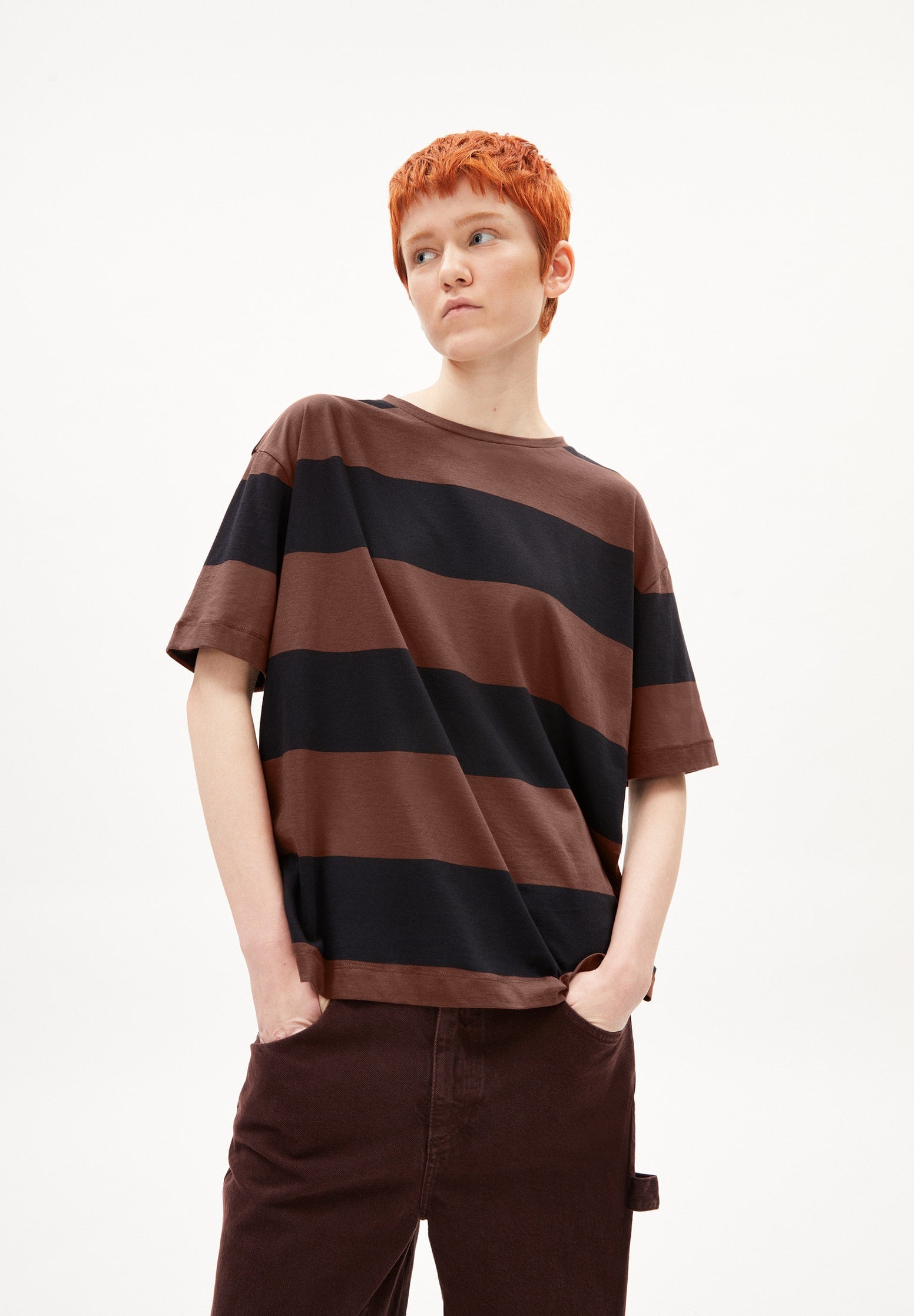 SAIKAA BOLD STRIPES T-Shirt Oversized Fit aus Bio-Baumwolle