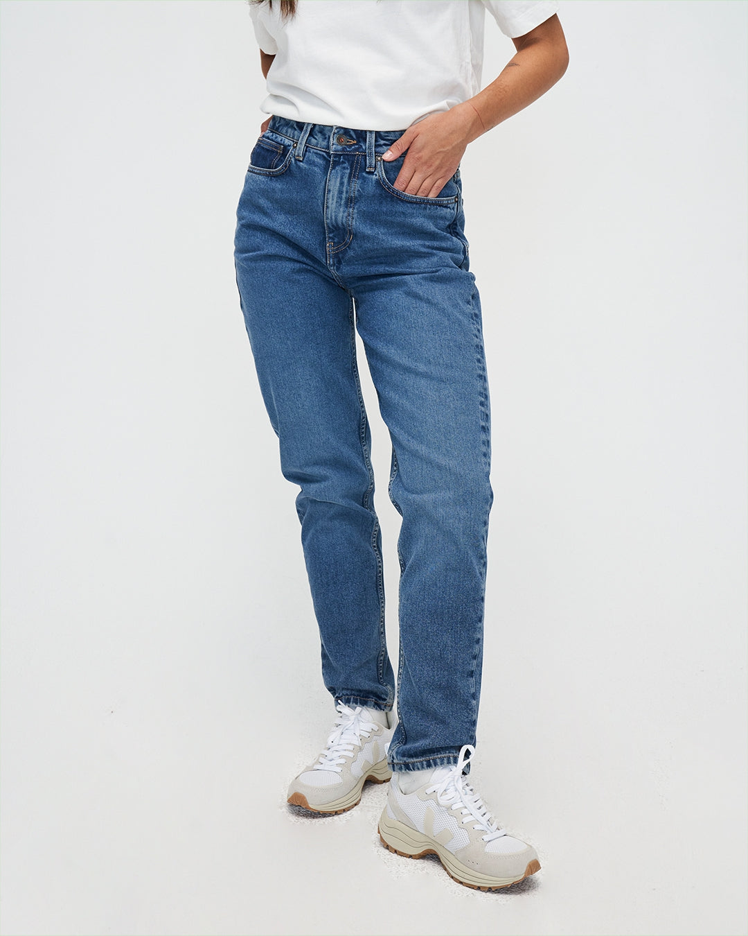 Nora Loose Tapered