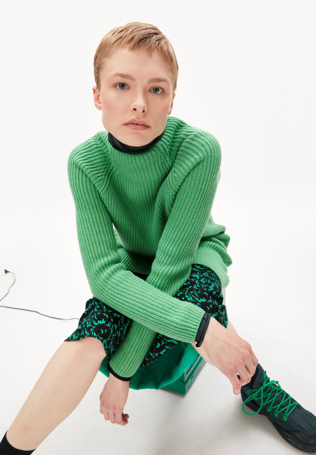 STRICKKLEID MILAANA