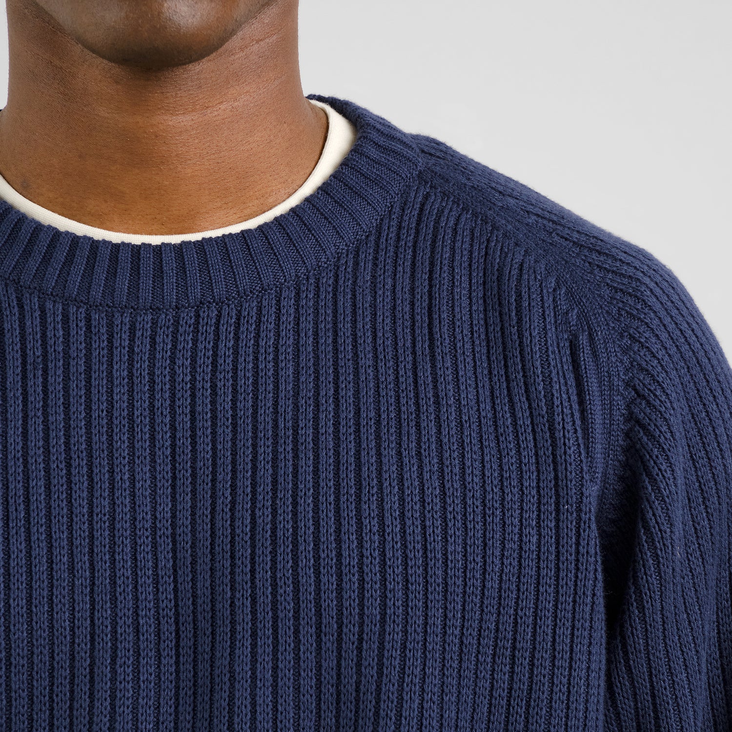 Knitted Sweater Hakkas Navy aus Bio Baumwolle