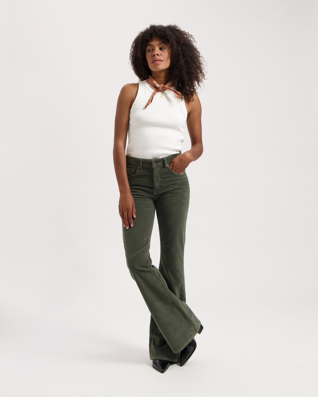 Lisette Flare Corduroy – Kordhose