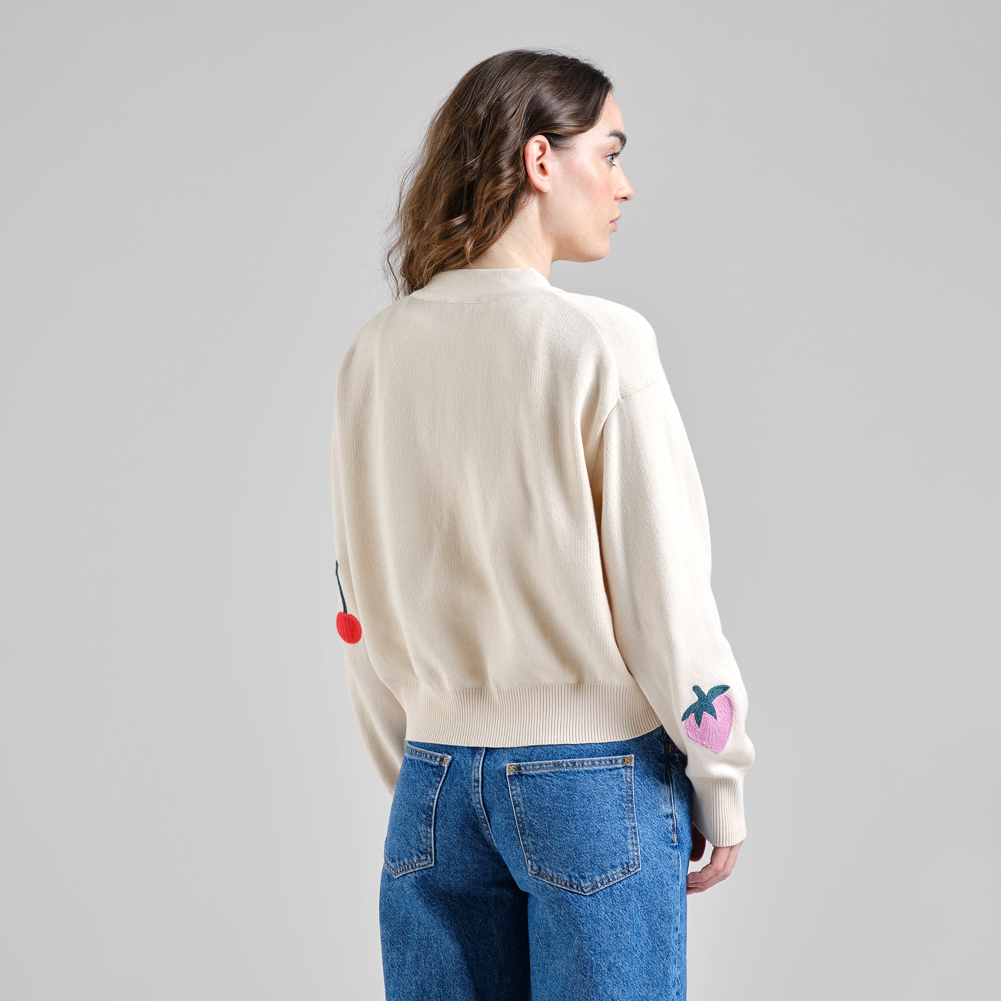 Jacquard-Strickjacke Vanilleweiß – Cardigan aus GOTS-zertifizierter Bio-Baumwolle