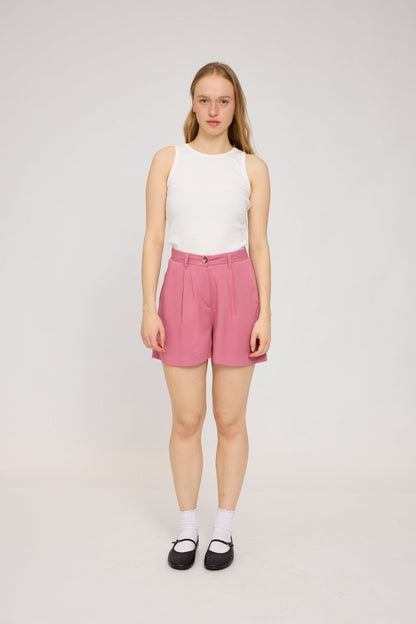 Pleated Shorts LENZING™ECOVERO™ in pink rose – kurze Hose mit Bundfalten