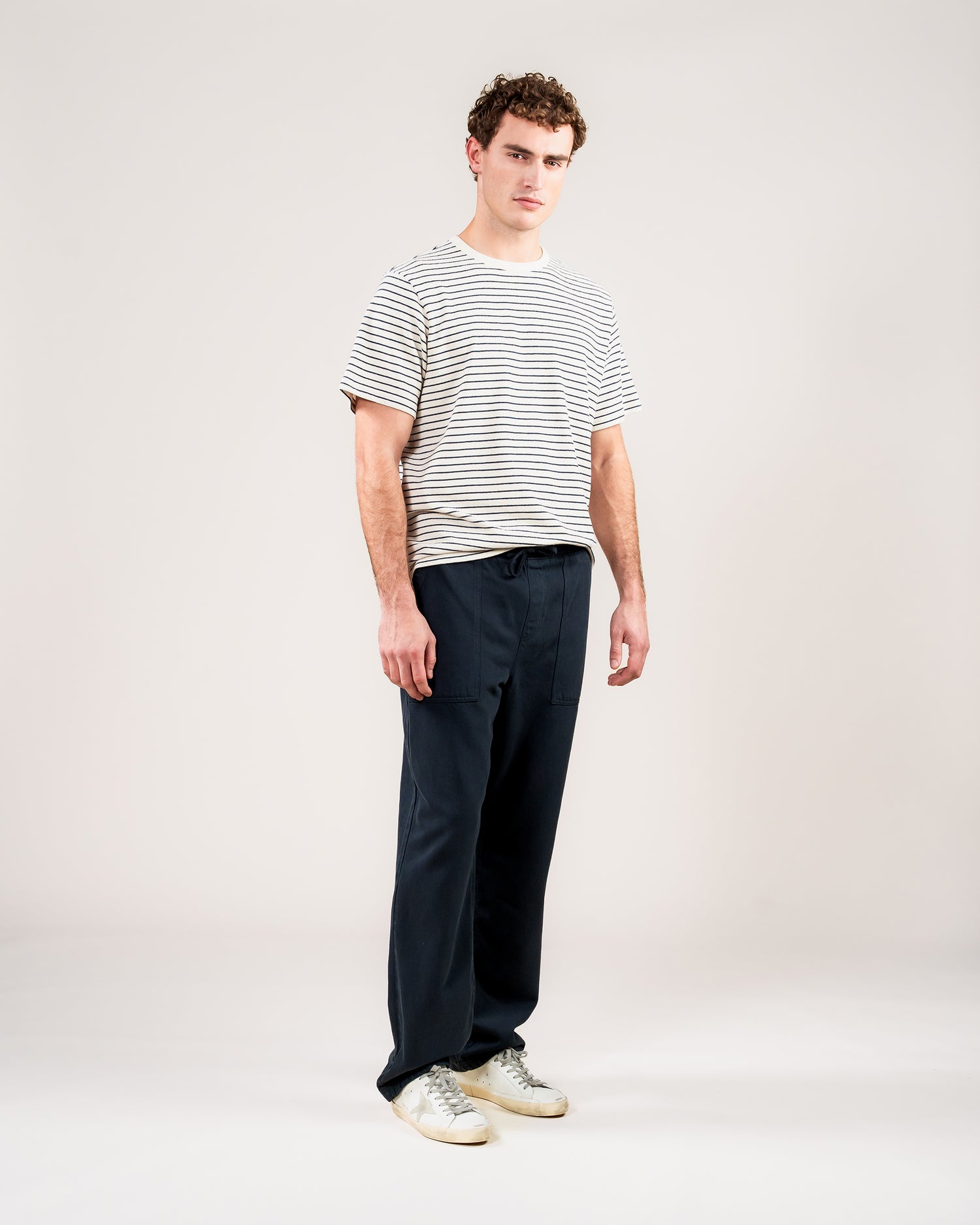Liam Striped Tee – Gestreiftes T-Shirt aus Bio-Baumwolle