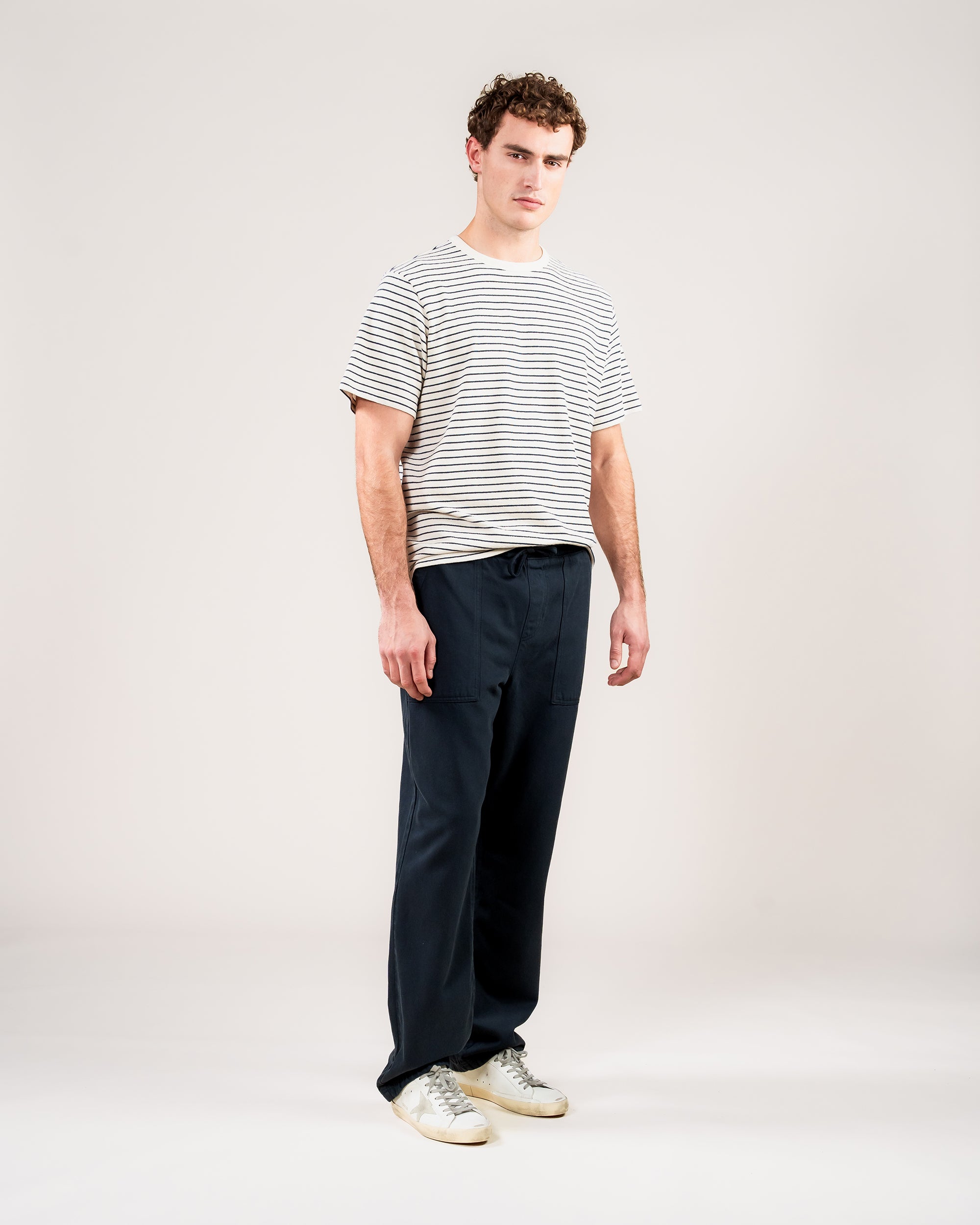 Liam Striped Tee – Gestreiftes T-Shirt aus Bio-Baumwolle