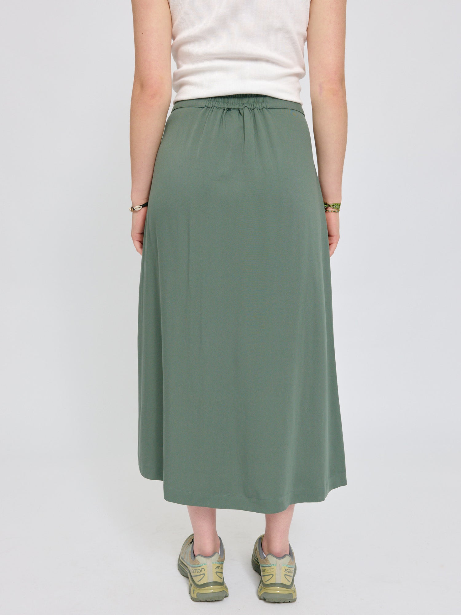 Midi-Rock aus LENZING™ ECOVERO™ Viskose