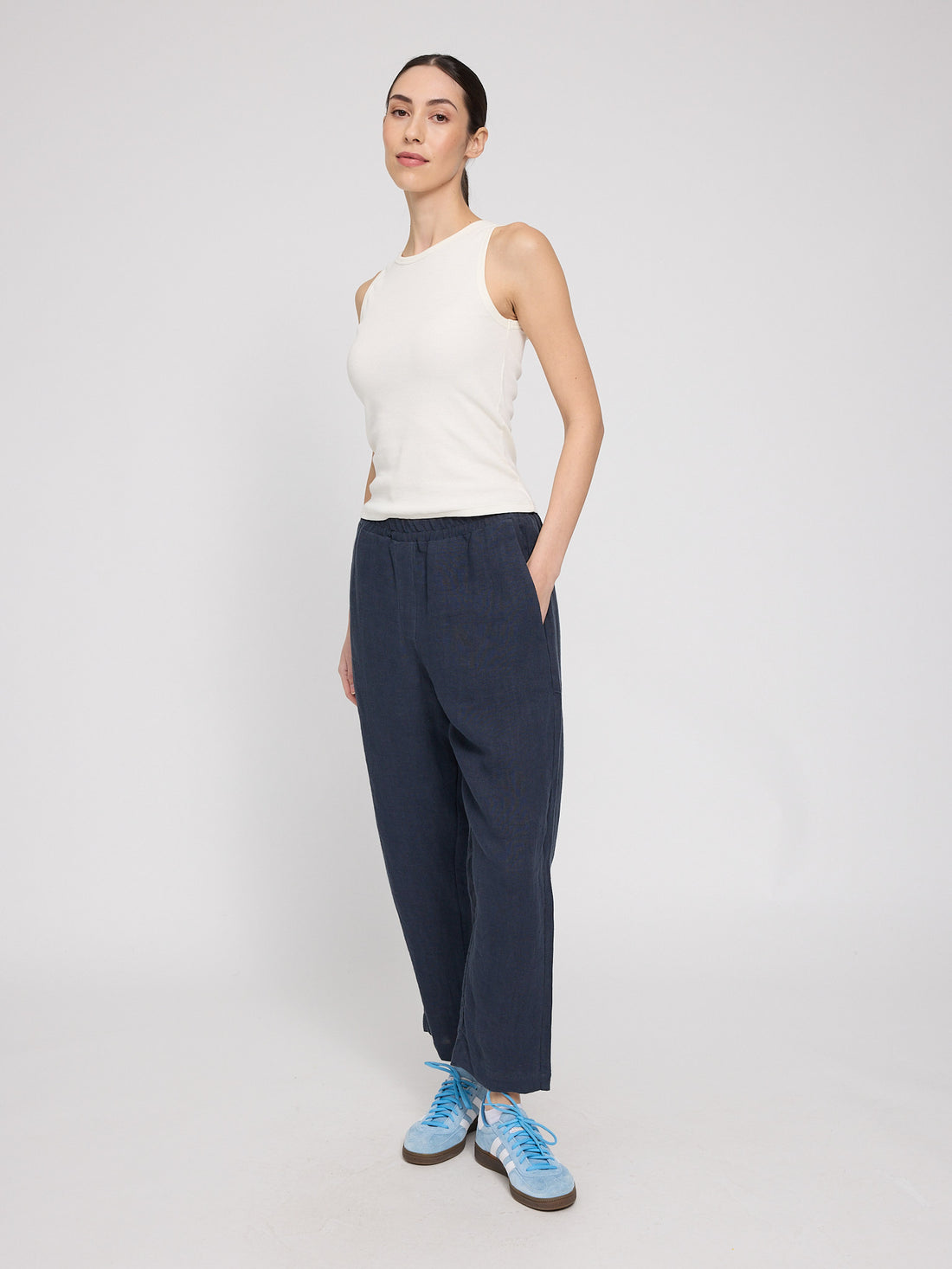 Straight Leg Linen Pants – Luftige Leinenhose für warme Tage