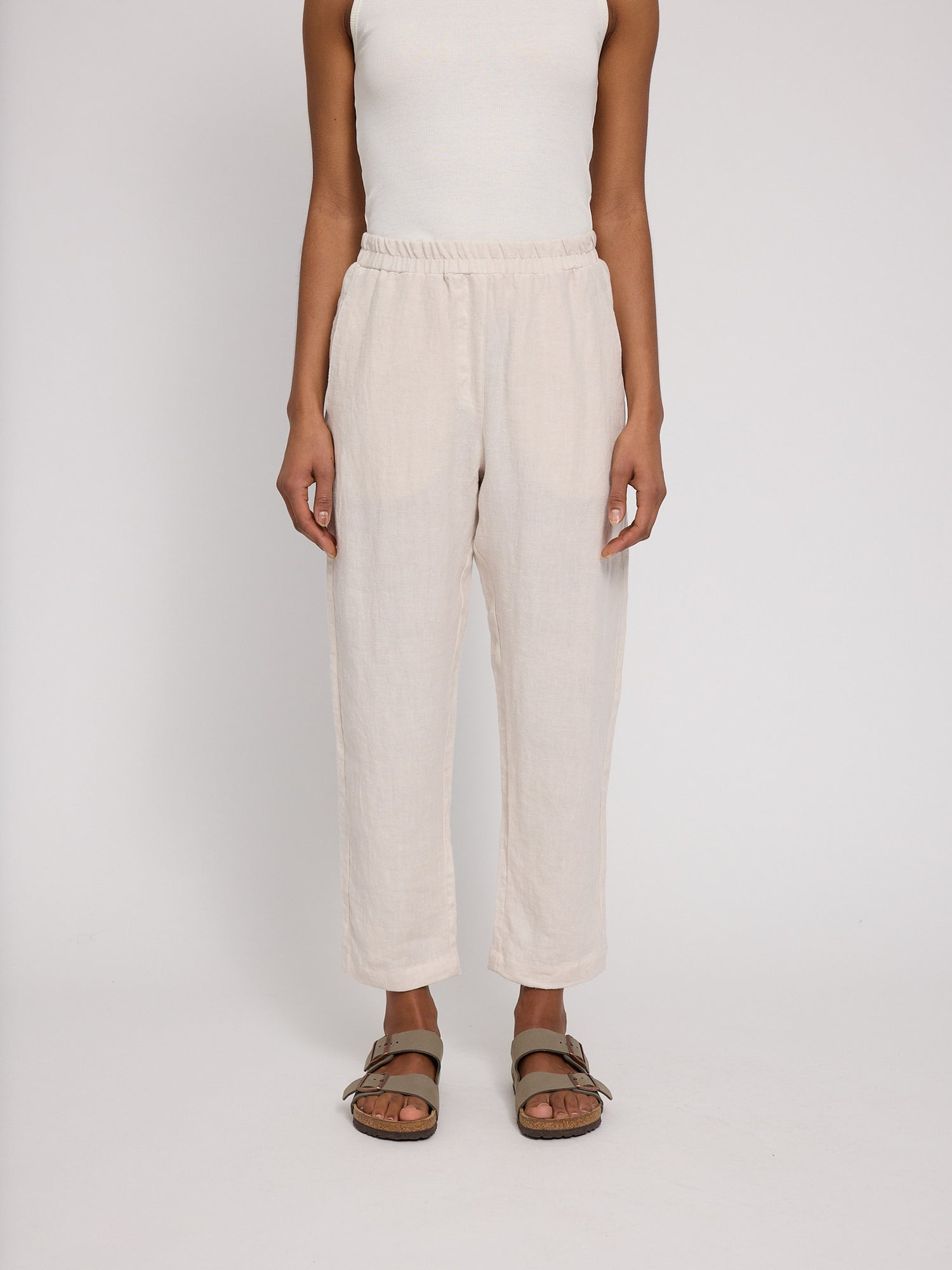 Straight Leg Linen Pants – Luftige Leinenhose für warme Tage