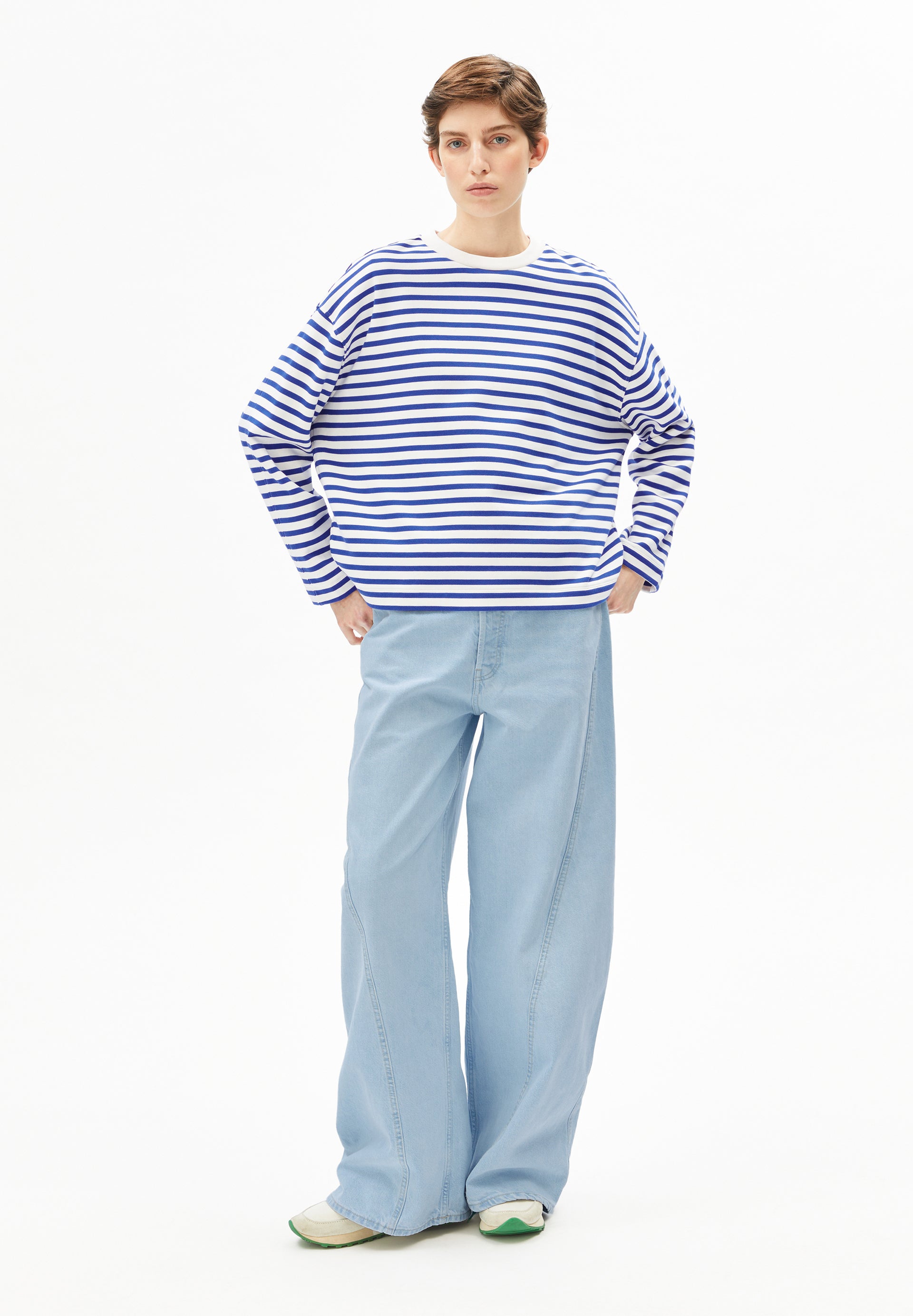FRANKAA MAARLEN STRIPE SWEAT