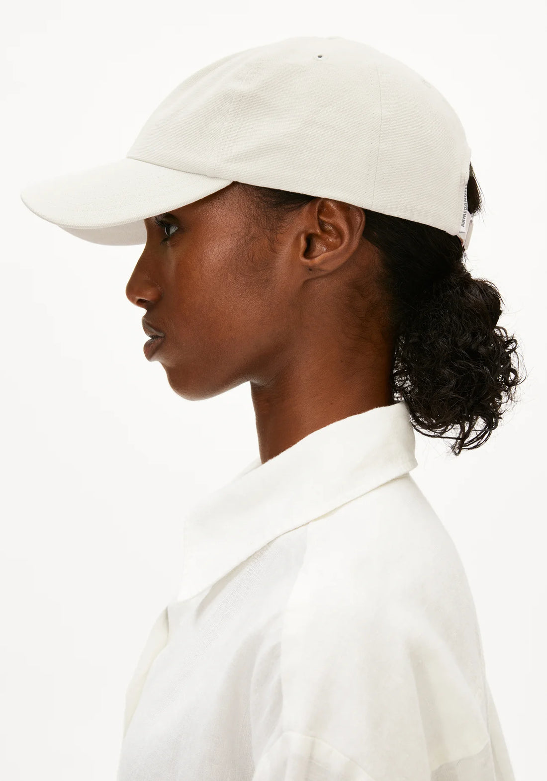 YENAAS BOLD CAP