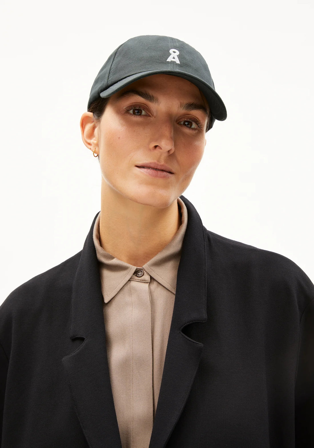 YENAAS BOLD Kappe aus Bio-Baumwolle space steel