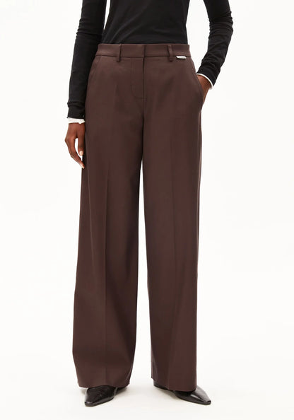 LEANDRAA PANT