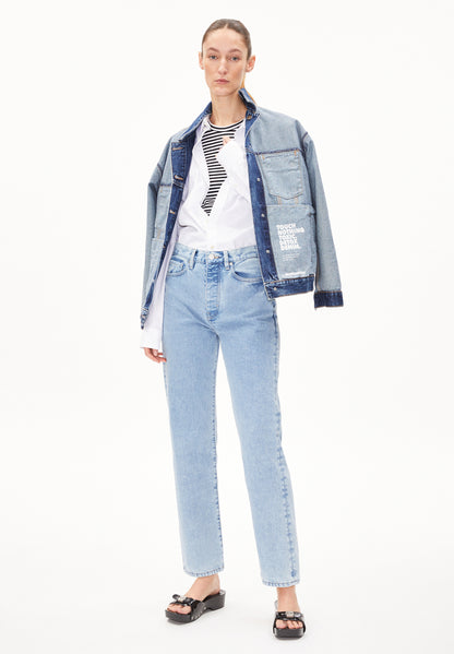 AAIKALA HIGH STRAIGHT JEAN